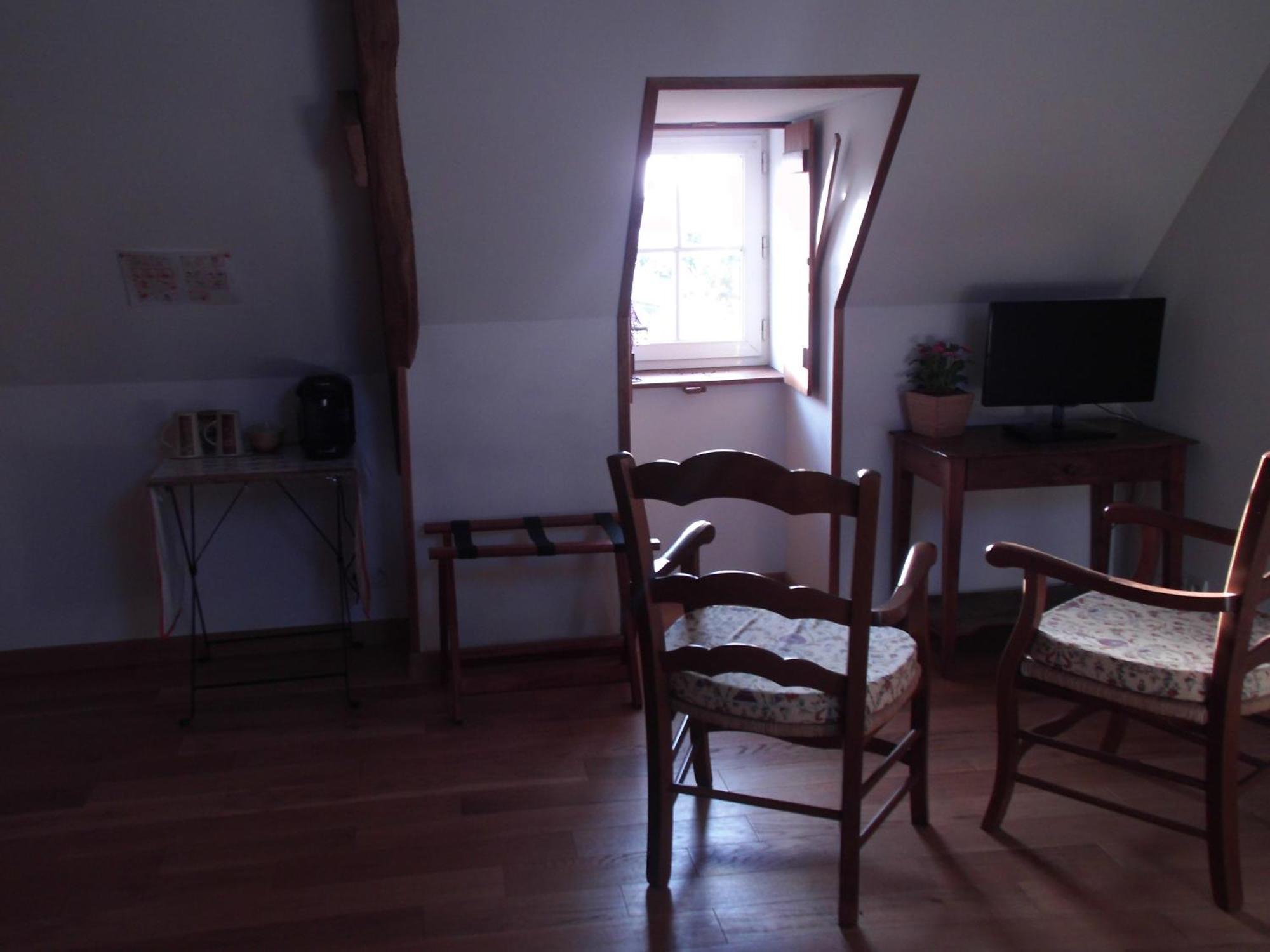 Le Clos Des Tilleuls D Day Home, Chambres D'Hotes, Suite Avec Sauna Privatif, Suite Avec Balneotherapie Privative, En Supplement Option Spa Bain A Remous La Vendelée Zimmer foto