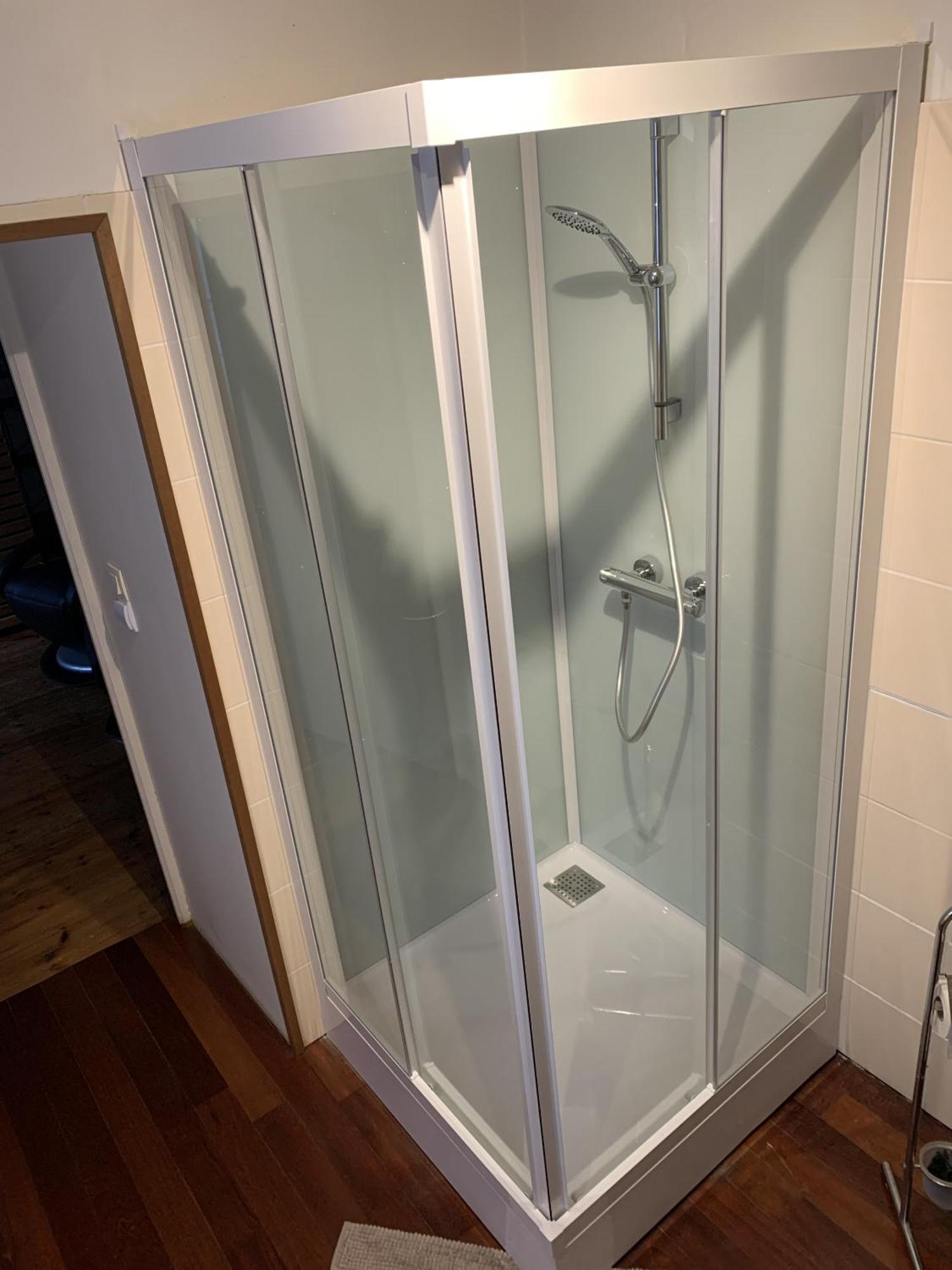 Le Clos Des Tilleuls D Day Home, Chambres D'Hotes, Suite Avec Sauna Privatif, Suite Avec Balneotherapie Privative, En Supplement Option Spa Bain A Remous La Vendelée Zimmer foto